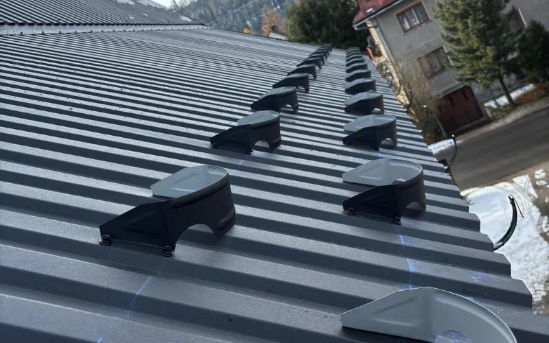 montaz sniegolapow na dachu wkdecker podhale