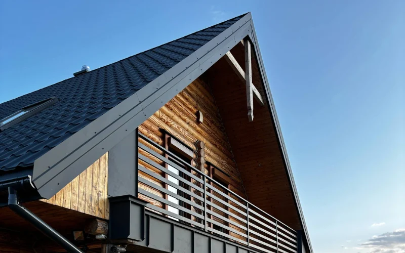 nowoczesny dom z bali dach blachodachowka modulowa wkdecker podhale